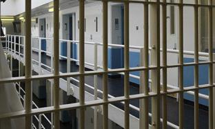 Prison-008.jpg